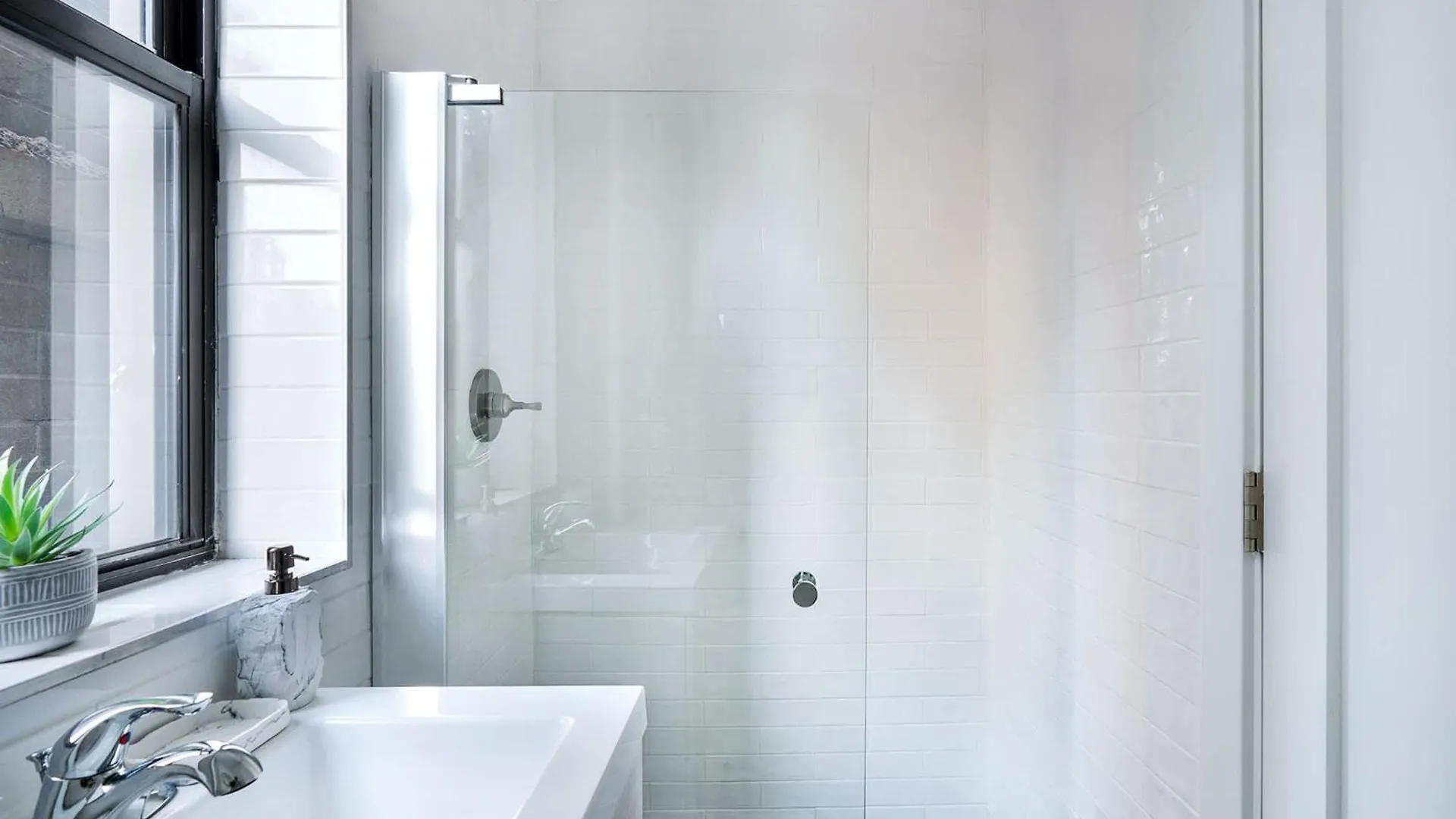 1290-10 New Renovated 2 Bedrooms In Ues New York Apartment