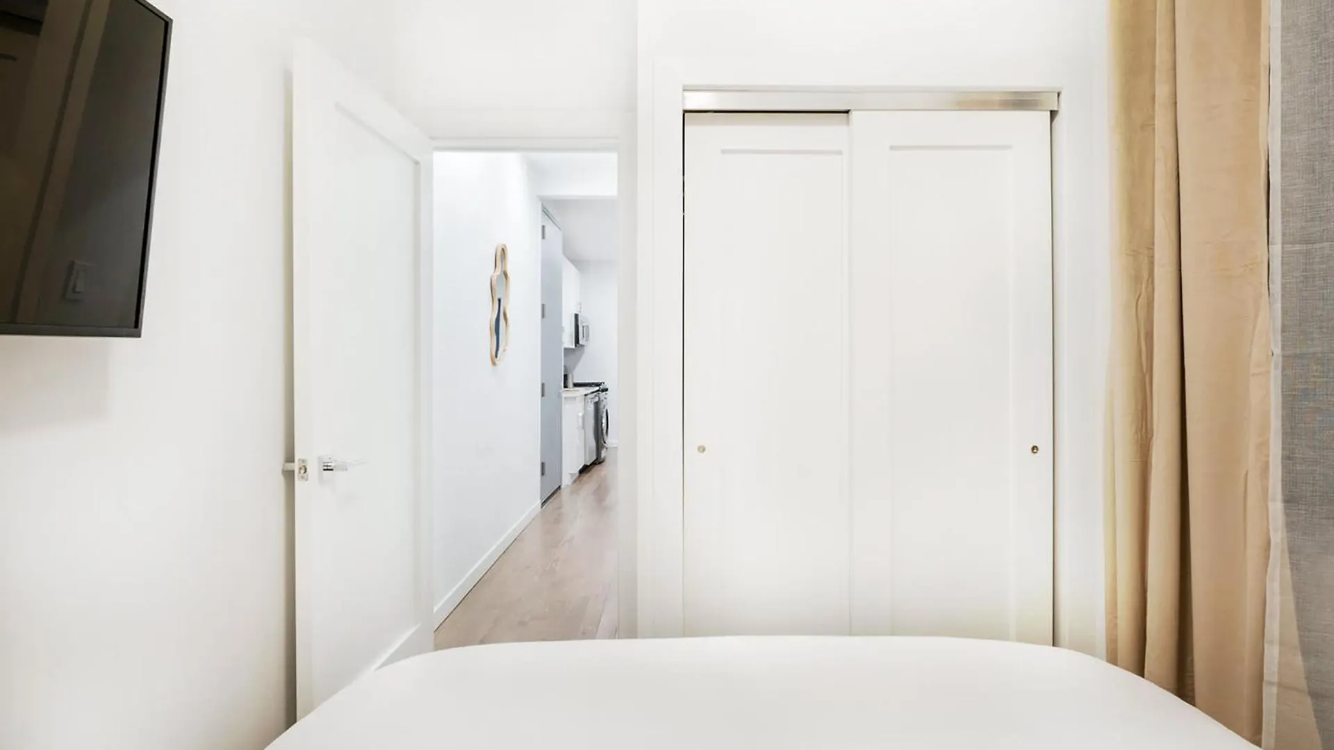 1290-10 New Renovated 2 Bedrooms In Ues New York