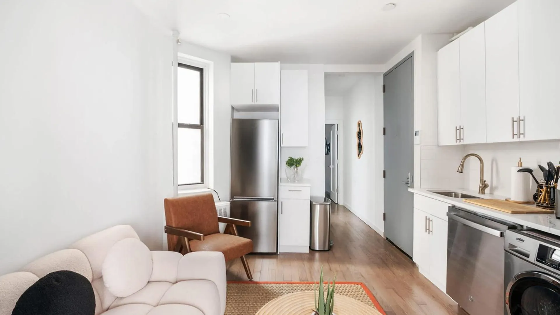 1290-10 New Renovated 2 Bedrooms In Ues New York 0*,